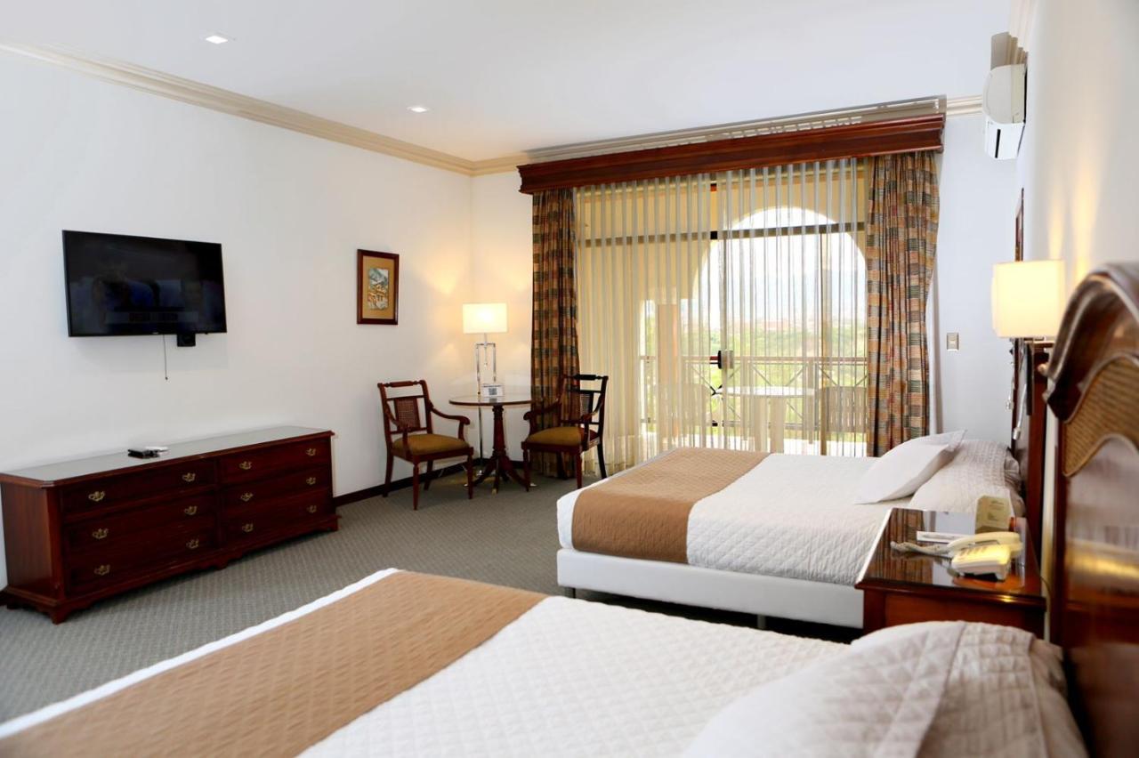 Hotel Parrales 5*